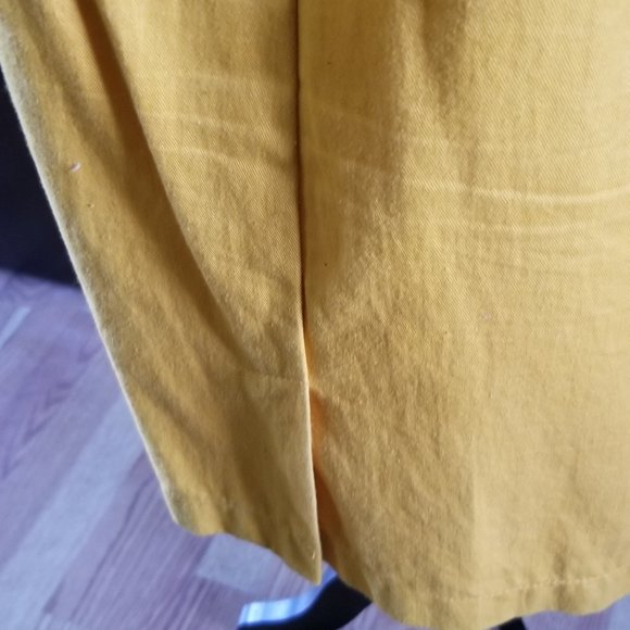 Women's dress - Picture 3 of 4